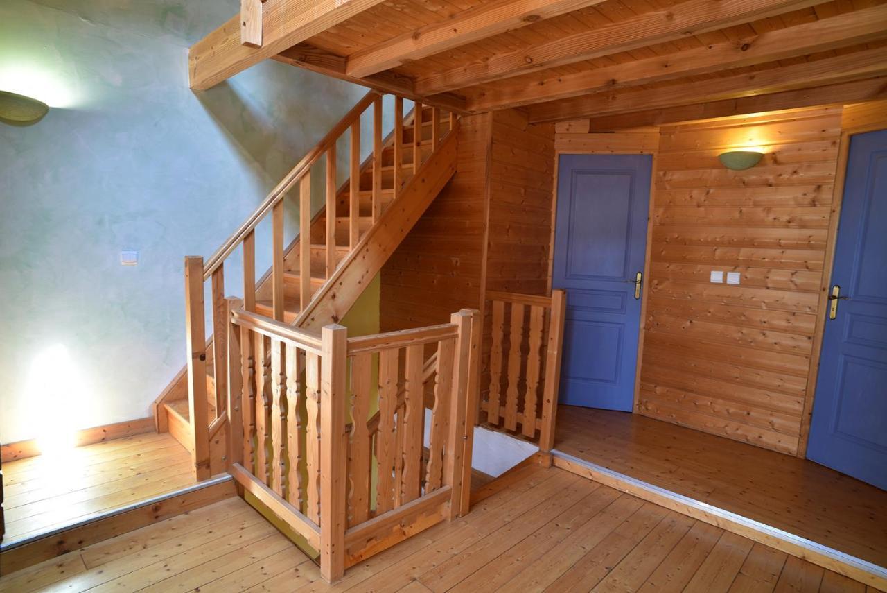 Gite Le Douglas, Vignoble Et Reculees Du Jura - Avec Sauna Lavigny Exterior foto